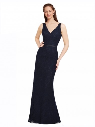 Bleu marine foncé Fourreau Col V Dentelle Longue Robes demoiselle d'honneur en Gros