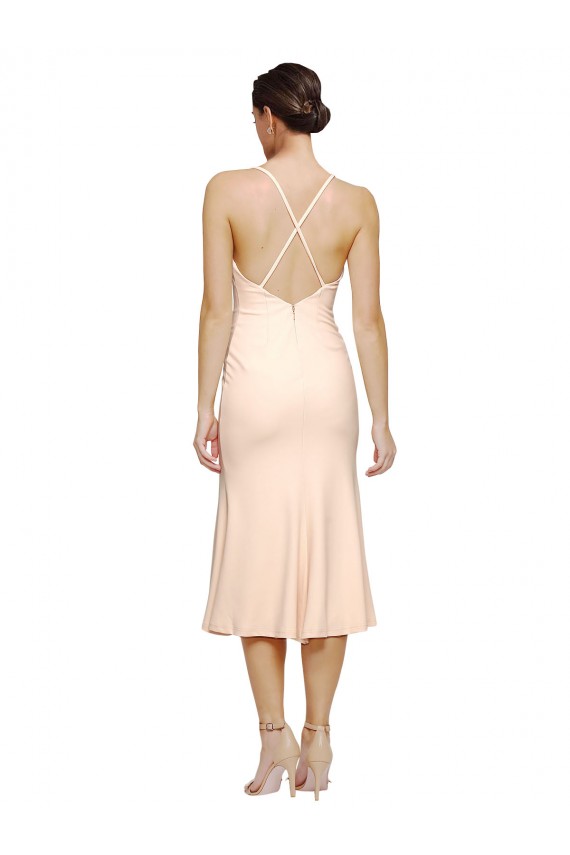 Fourreau Col V midi Crêpe Stretch Courte Robes demoiselle d'honneur / Robes de bal / Robes de cocktail en Gros
