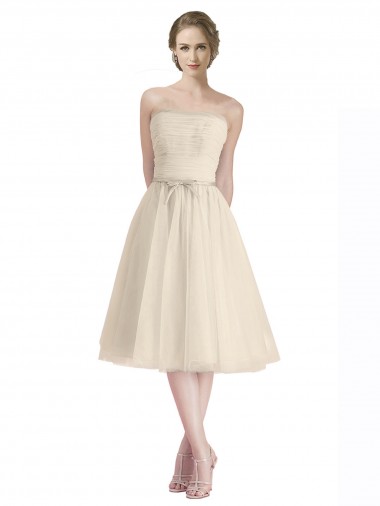Trapèze Sans bretelle Tulle Courte Robes demoiselle d'honneur / Robes de cocktail en Gros