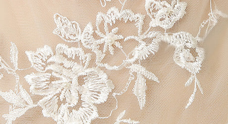 Broderie délicate | Brida Formals